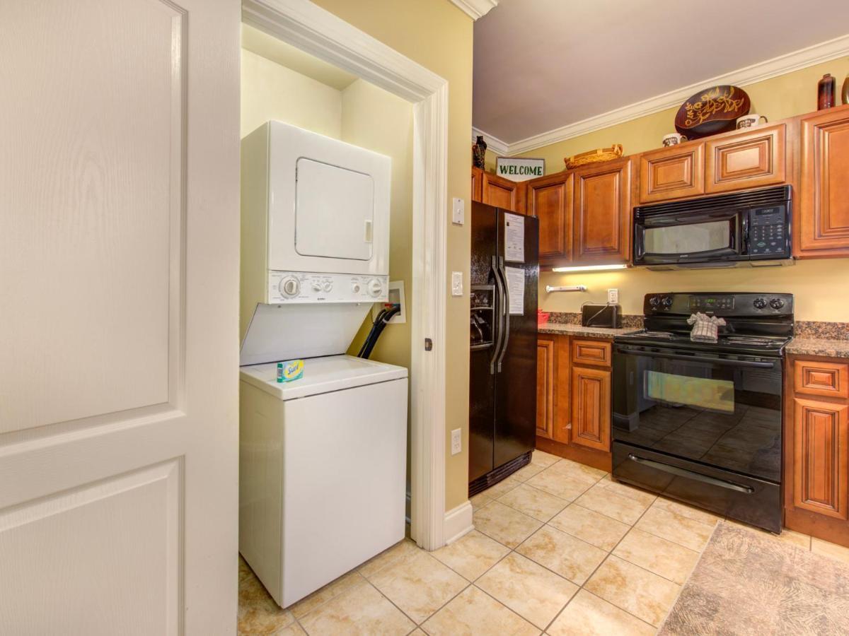 City Bear, 2Br, Pool, Spa, Downtown Gatlinburg, Sleeps 6 Apartment Bagian luar foto