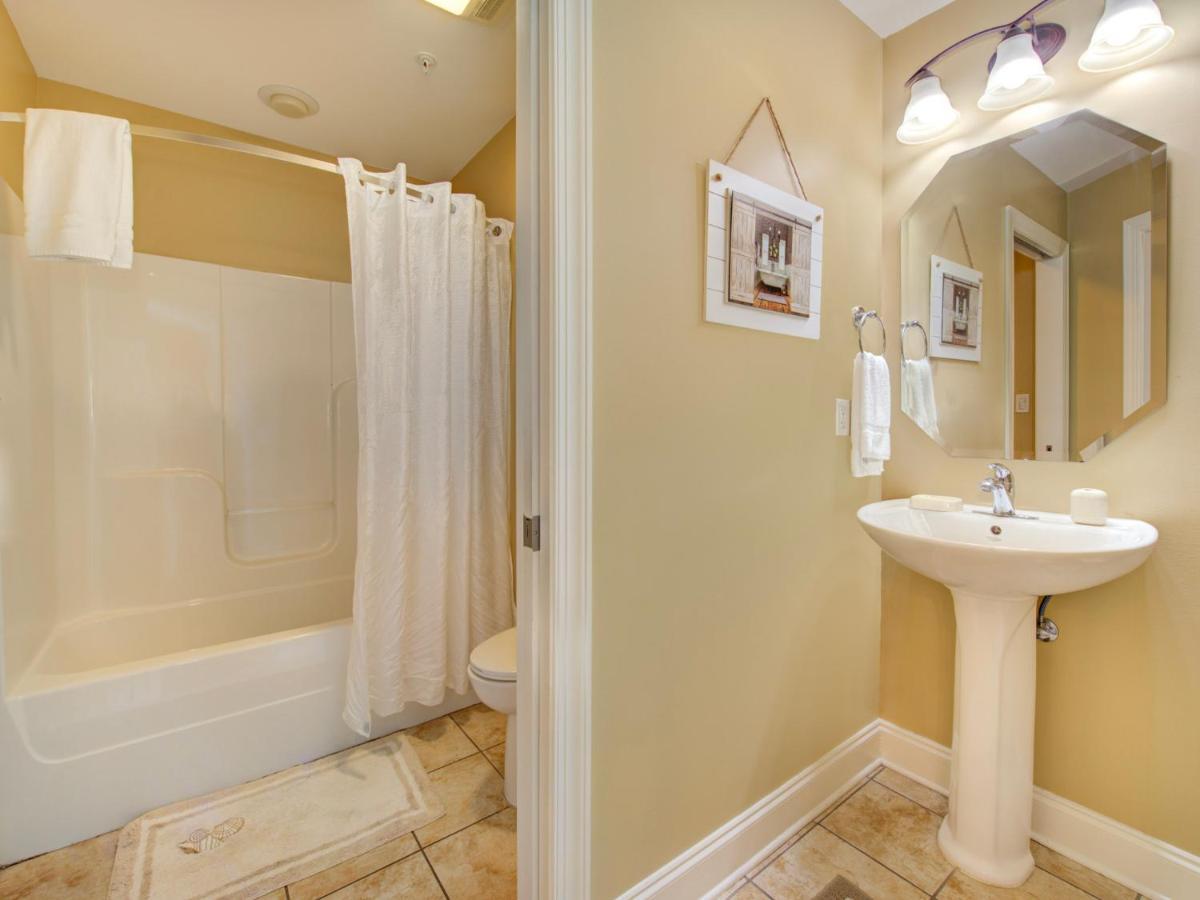 City Bear, 2Br, Pool, Spa, Downtown Gatlinburg, Sleeps 6 Apartment Bagian luar foto